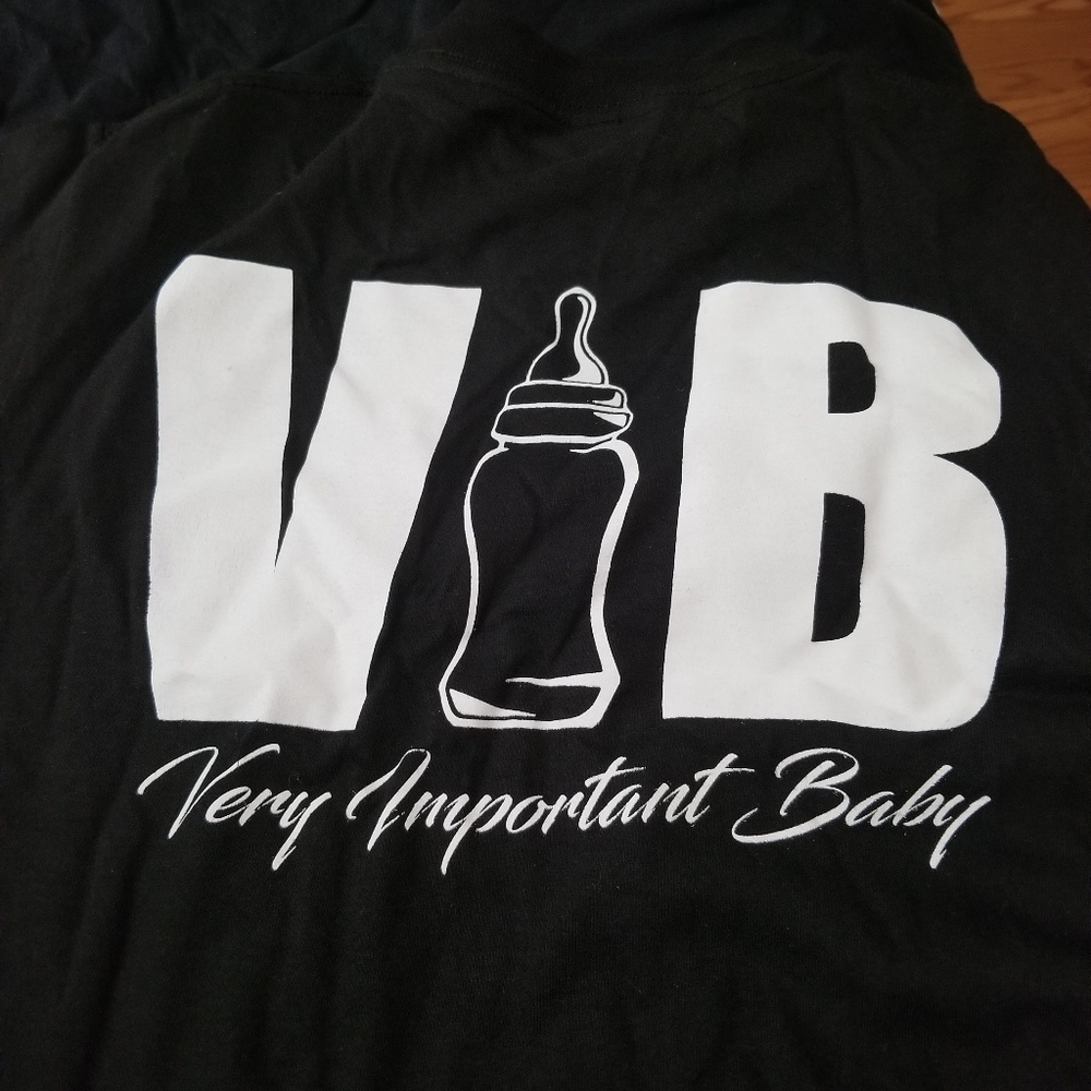Baby shower t-shirt